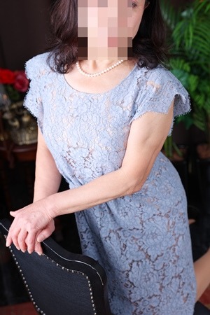 熟女とともに過ごして　充実した休日を